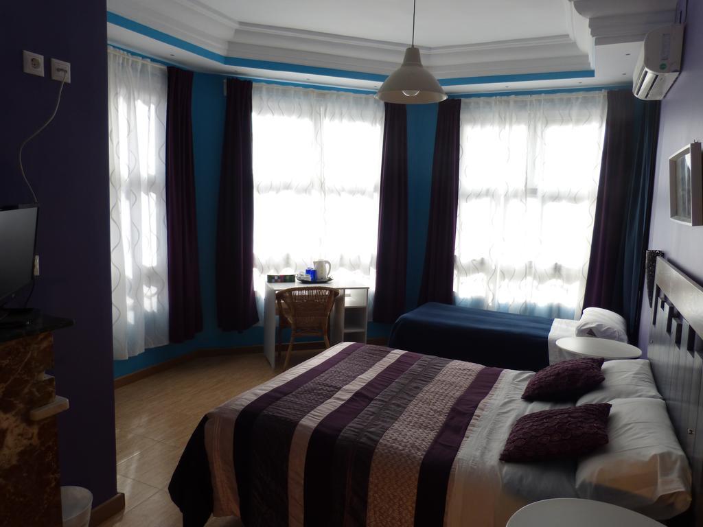 Pension Arena Аликанте Номер фото